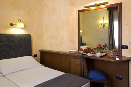 Hotel La Fenice | Rome | Double standard room